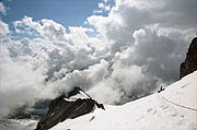 Traverse on the west side of Mt Elbrus