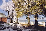 Waterfront in Monplezire Palace.